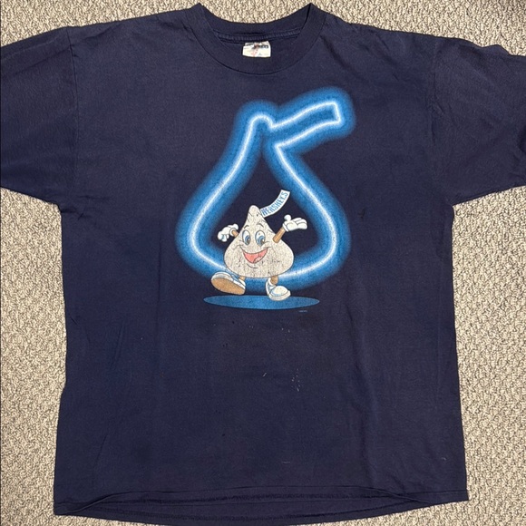2002 Hershey Kiss Vintage T-Shirt - Picture 1 of 4